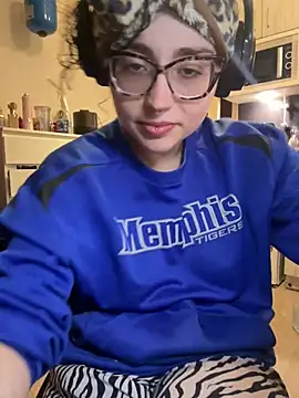 ladyturtle online show from 25, 3, 2026