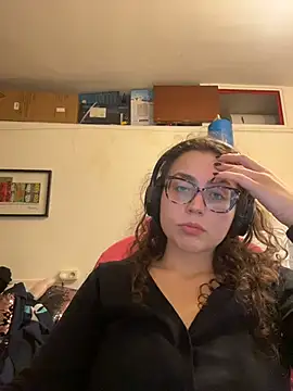 ladyturtle online show from 9, 4, 2026