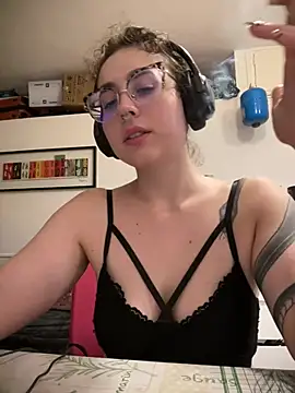 Snapshot of ladyturtle chatting on 21, 7, 2026 ladyturtle online show from 21, 7, 2026