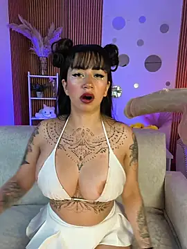 Tattooed spittingdoll online show from 5, 11, 2025