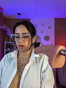 Tattooed spittingdoll online show from 7, 11, 2025