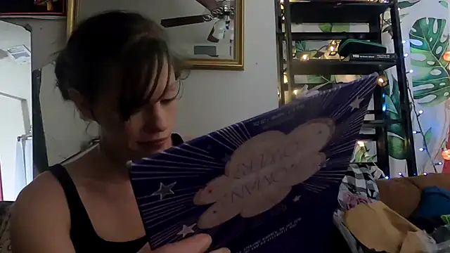 TheDaisyChaos online show from 5, 10, 2025