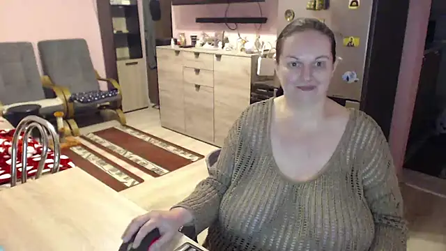 Snapshot of BustyLadyAlma chatting on 2, 12, 2024 BustyLadyAlma online show from 2, 12, 2024