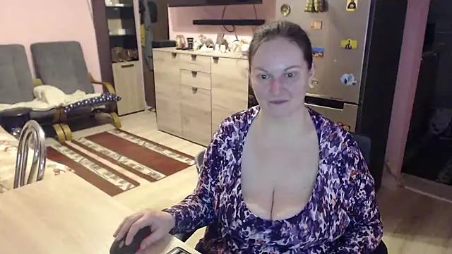 Snapshot of BustyLadyAlma chatting on 20, 3, 2025 BustyLadyAlma online show from 20, 3, 2025