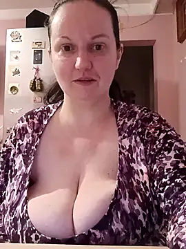 BustyLadyAlma online show from 19, 1, 2026