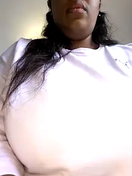 SWEETDOLLY29XX online show from 11, 11, 2025