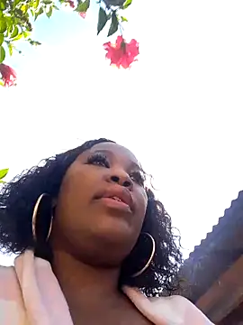 Snapshot of SWEETDOLLY29XX chatting on 28, 6, 2026 SWEETDOLLY29XX online show from 28, 6, 2026