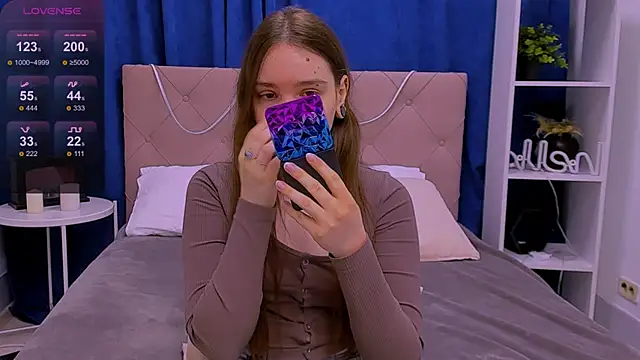 Snapshot of Janie_JJ_Curvie chatting on 2, 3, 2026 Janie JJ Curvie online show from 2, 3, 2026