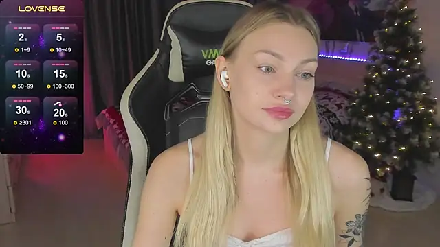 BiMolly online show from 4, 1, 2025