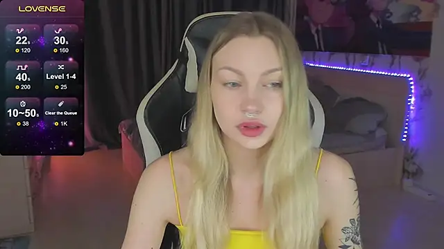 BiMolly online show from 6, 3, 2025