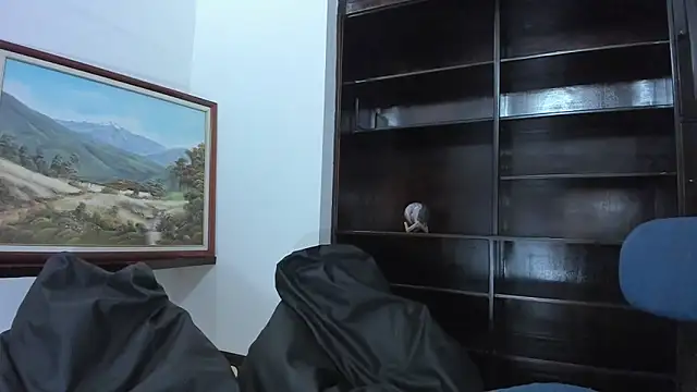 mia collins x online show from 16, 2, 2025