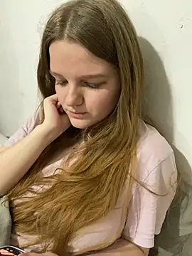 Snapshot of -MimmiLissa- chatting on 13, 12, 2024 -MimmiLissa- online show from 13, 12, 2024