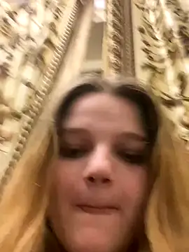 Snapshot of -MimmiLissa- chatting on 24, 10, 2025 -MimmiLissa- online show from 24, 10, 2025