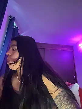 Naiara sex online show from 10, 3, 2026