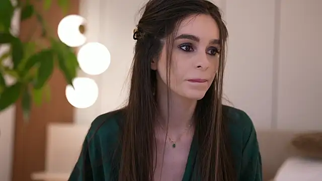 DoviaClaire online show from 7, 3, 2026