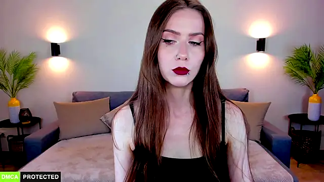 TheWoman   online show from 30, 6, 2026