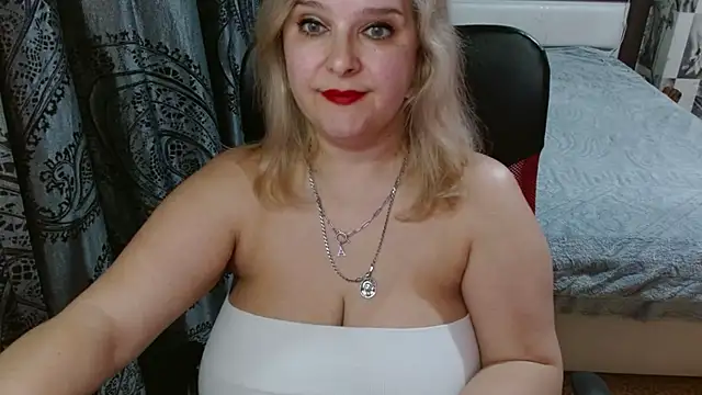 Snapshot of Boolochka chatting on 22, 4, 2026 Boolochka online show from 22, 4, 2026