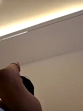 Shantal Lovee online show from 10, 3, 2026