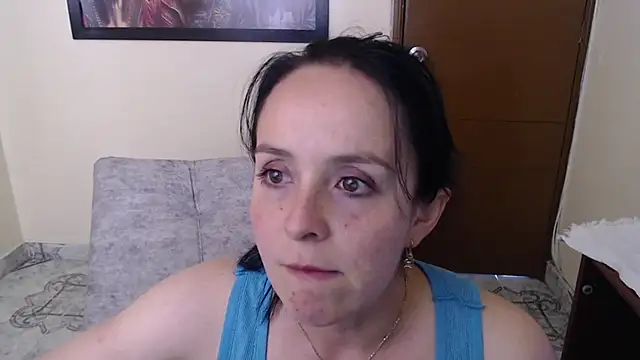 Snapshot of antara_hotgirl chatting on 25, 9, 2025 antara hotgirl online show from 25, 9, 2025