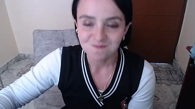 Snapshot of antara_hotgirl chatting on 18, 4, 2026 antara hotgirl online show from 18, 4, 2026