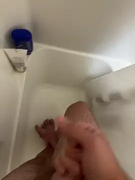 Snapshot of Ethanstone18 chatting on 8, 10, 2025 Ethanstone18 online show from 8, 10, 2025