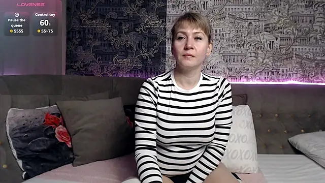 mandy foxxx online show from 7, 11, 2025