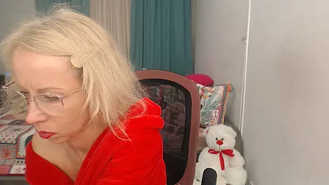 LuxuryNika online show from 20, 9, 2025