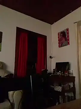 Snapshot of Eze_mole chatting on 28, 10, 2025 Eze mole online show from 28, 10, 2025