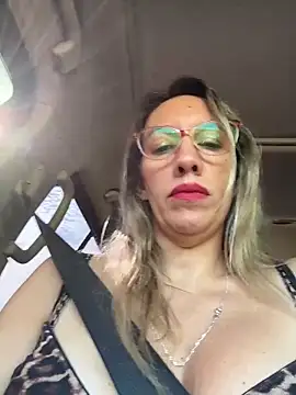 Gatitacarlita online show from 23, 2, 2026