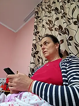 IsabelleCraft online show from 8, 3, 2025