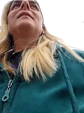 IsabelleCraft online show from 22, 3, 2025