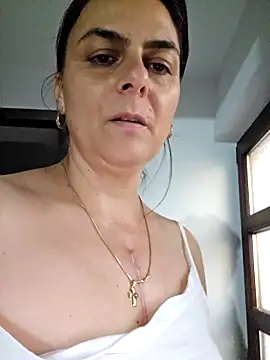 IsabelleCraft online show from 11, 11, 2025