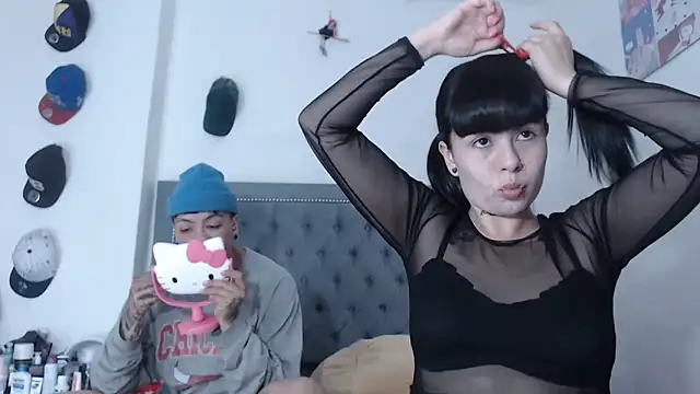 Snapshot of dulce_maria_x chatting on 30, 10, 2025 dulce maria x online show from 30, 10, 2025