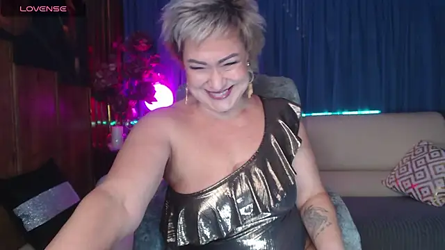 Snapshot of Ellen_Ripley chatting on 7, 12, 2024 Ellen Ripley online show from 7, 12, 2024