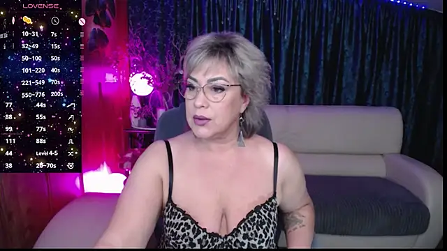 Snapshot of Ellen_Ripley chatting on 18, 5, 2026 Ellen Ripley online show from 18, 5, 2026