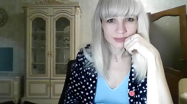 Snapshot of BarbaraKim chatting on 18, 12, 2024 BarbaraKim online show from 18, 12, 2024