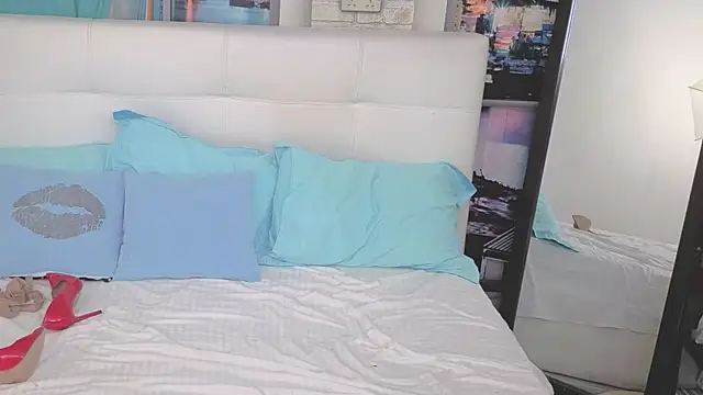 IvyHotFoxy online show from 20, 9, 2025