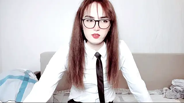 Snapshot of MinniMaksy chatting on 3, 10, 2025 MinniMaksy online show from 3, 10, 2025