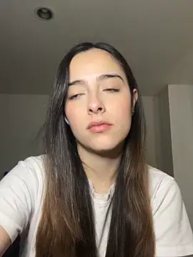 swrennn19 online show from 5, 10, 2025