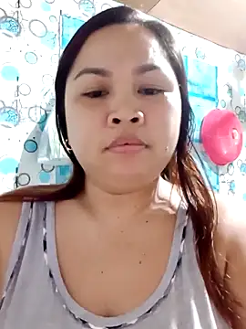 XXLorie 02 online show from 5, 3, 2025