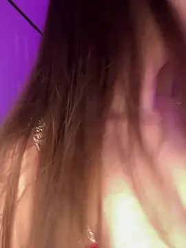 MaggyMayI online show from 6, 4, 2026