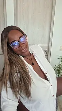 Adrilovechocolate online show from 18, 10, 2025