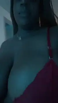 Adrilovechocolate online show from 19, 4, 2026