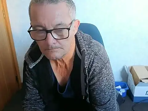 Snapshot of bigballnz chatting on 6, 6, 2026 bigballnz online show from 6, 6, 2026