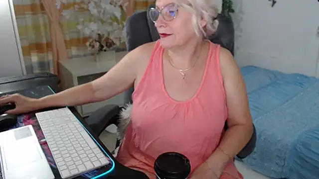 Snapshot of Ghertrude52 chatting on 11, 7, 2026 Ghertrude52 online show from 11, 7, 2026