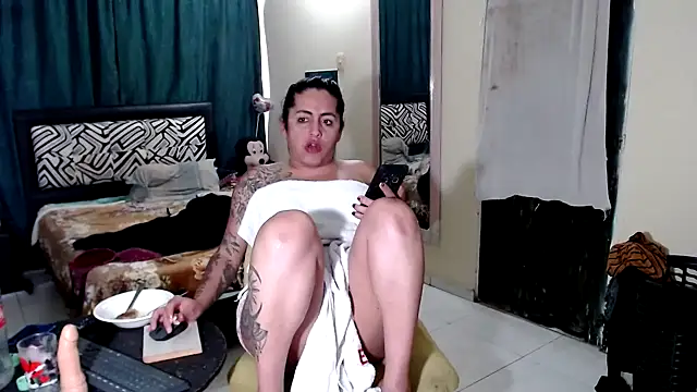 Sashaferrari2000 online show from 13, 1, 2026