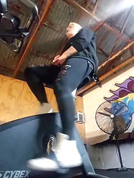 PinkTheHawk online show from 23, 11, 2025