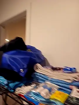 PinkTheHawk online show from 24, 4, 2026