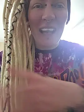 Snapshot of PinkTheHawk chatting on 19, 7, 2026 PinkTheHawk online show from 19, 7, 2026