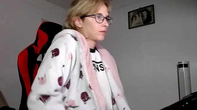 SexxyLety online show from 24, 9, 2025